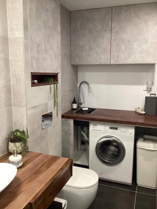 In The Heart Of Port Melbourne Apartman Kültér fotó