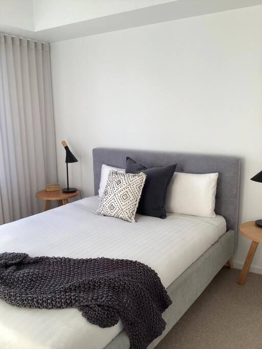 In The Heart Of Port Melbourne Apartman Kültér fotó