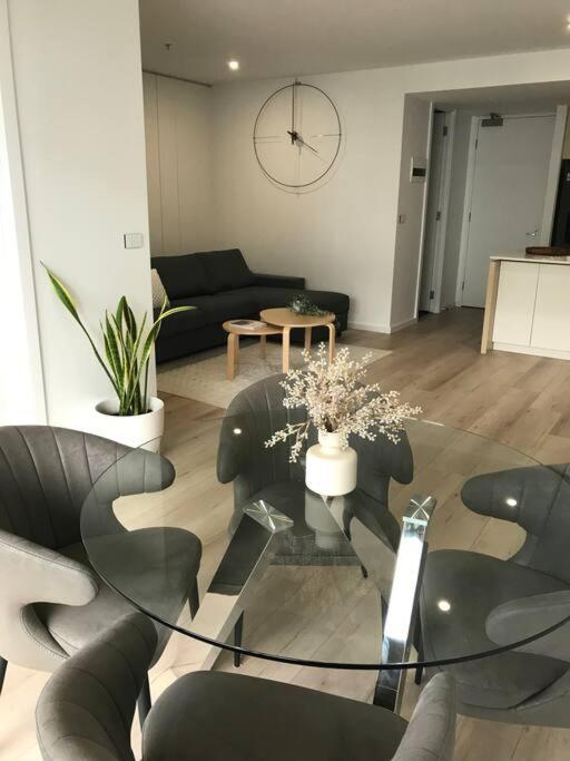 In The Heart Of Port Melbourne Apartman Kültér fotó